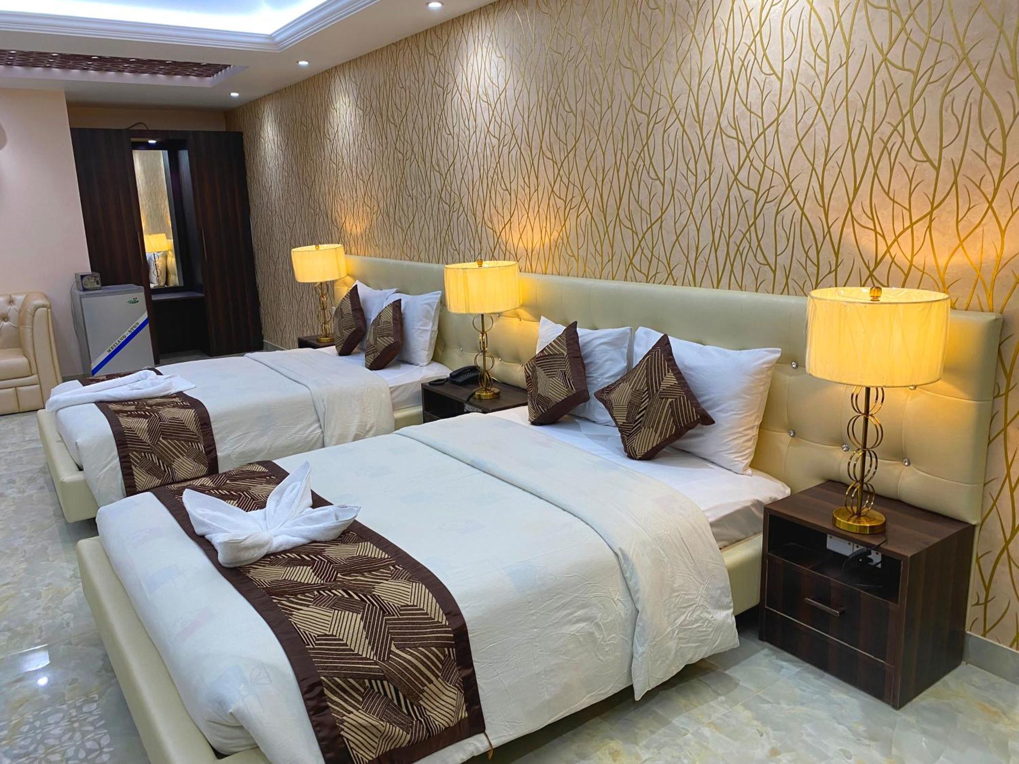 Hotel Valentino Noakhali Extérieur photo