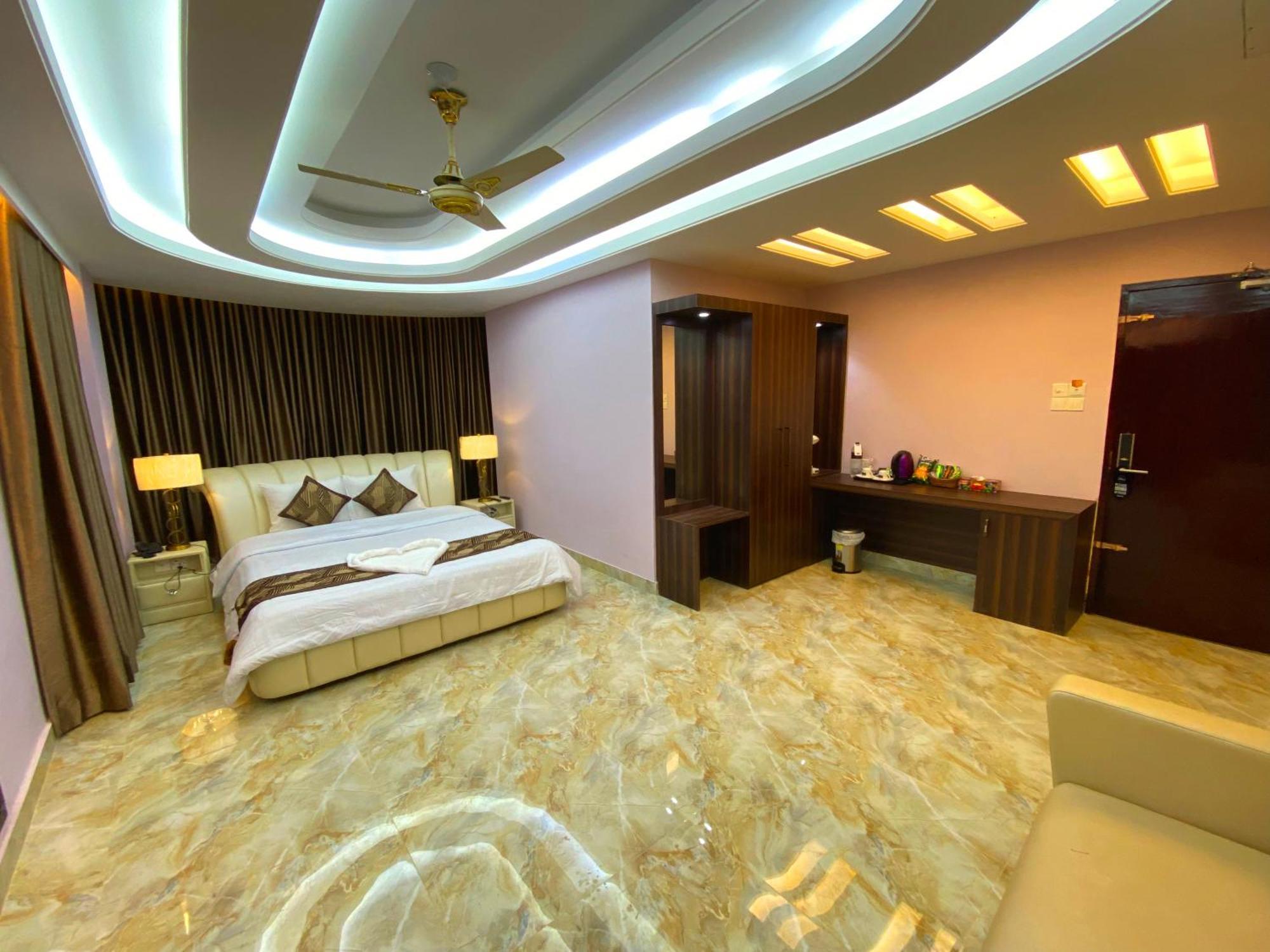 Hotel Valentino Noakhali Extérieur photo