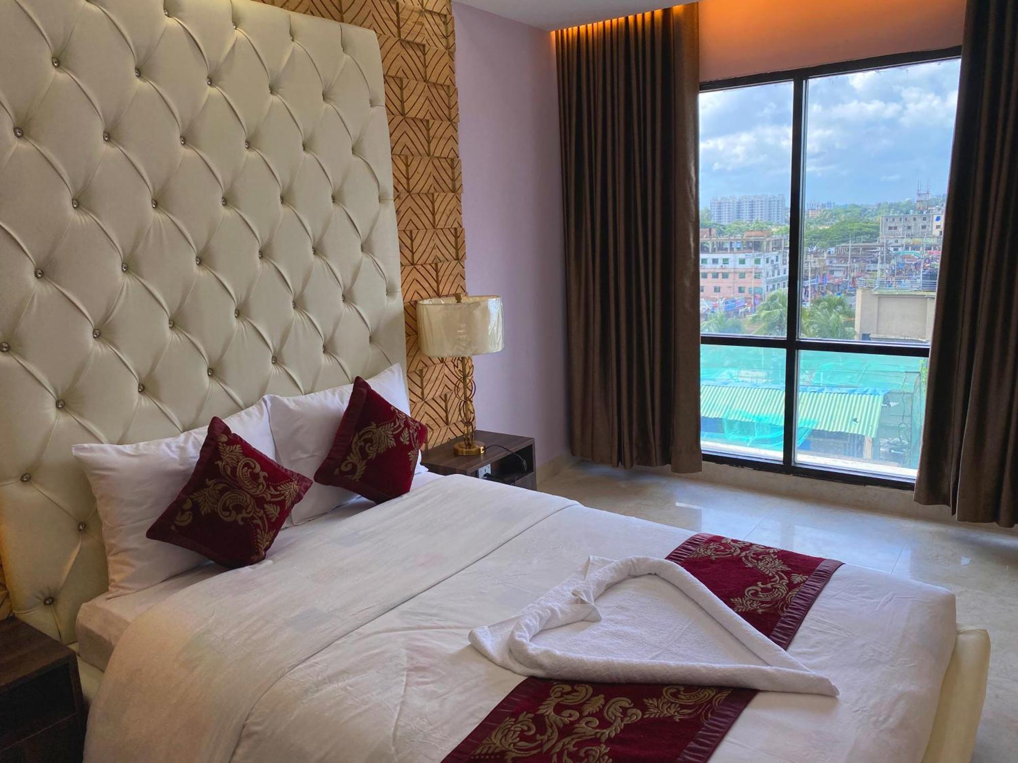 Hotel Valentino Noakhali Extérieur photo
